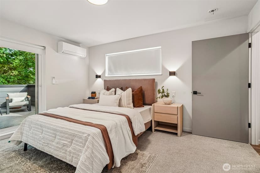 Property photo for 731 S Southern Street #6, Seattle photo 14
