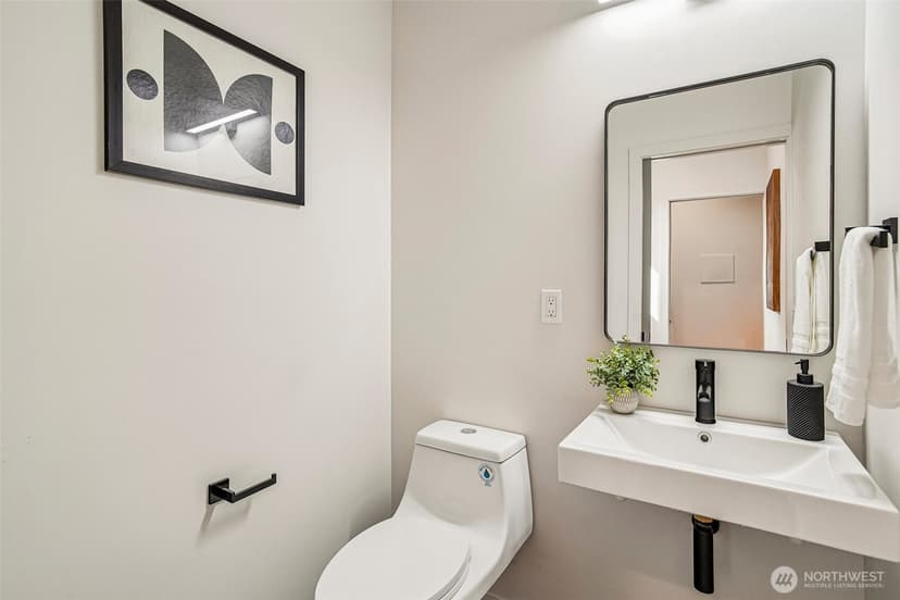 Property photo for 731 S Southern Street #6, Seattle photo 27