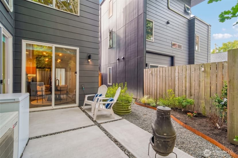Property photo for 731 S Southern Street #6, Seattle photo 9