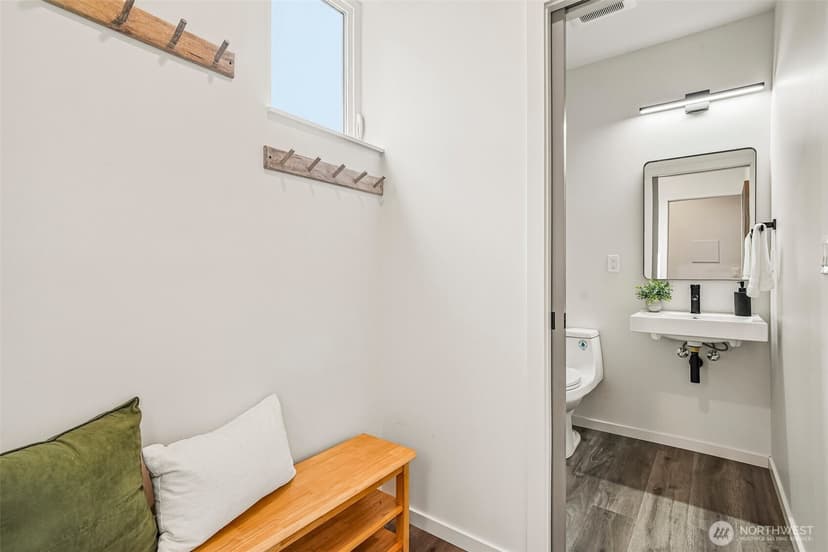 Property photo for 731 S Southern Street #6, Seattle photo 26