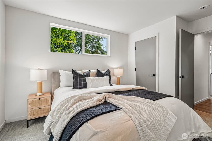 Property photo for 731 S Southern Street #6, Seattle photo 21