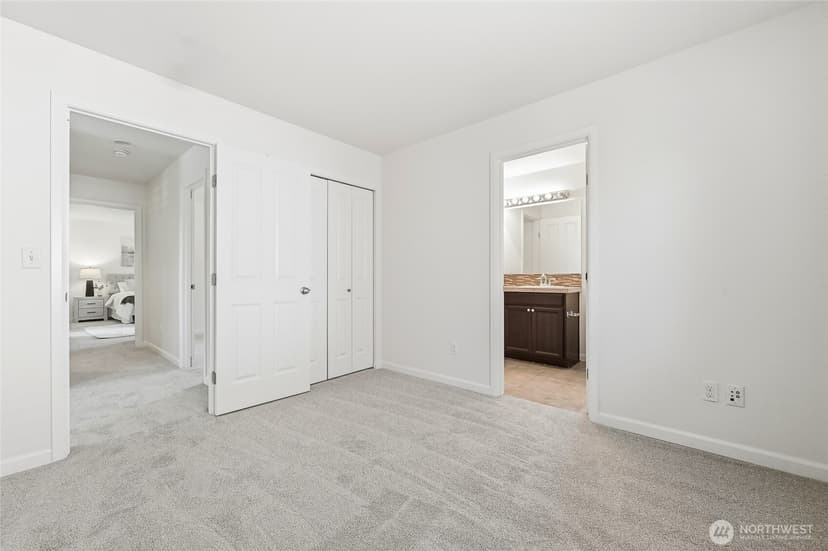 Property photo for 7624 NE 201st Place, Kenmore photo 31