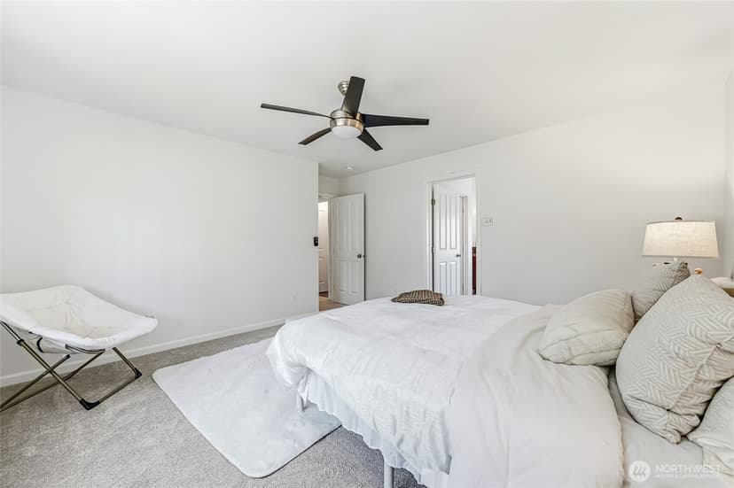 Property photo for 7624 NE 201st Place, Kenmore photo 25
