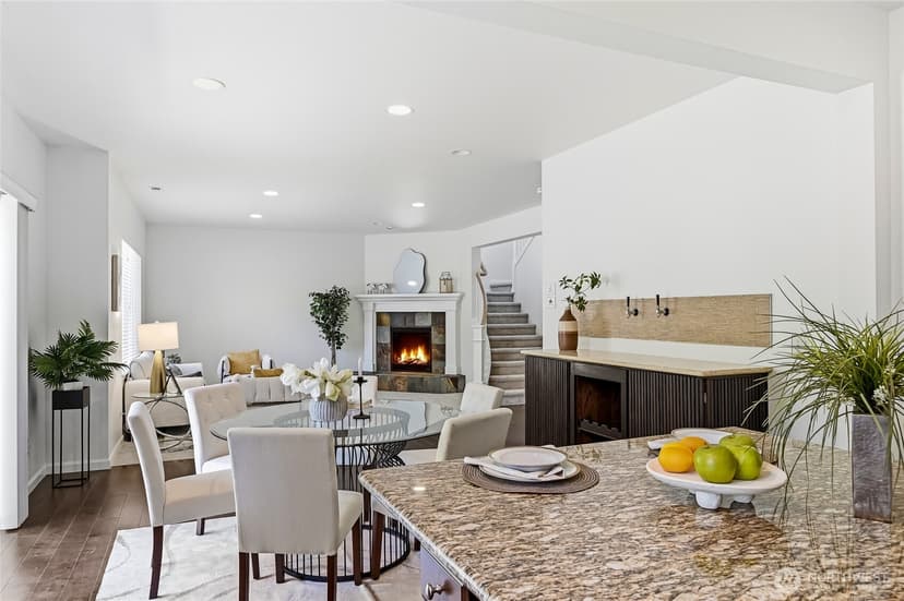 Property photo for 7624 NE 201st Place, Kenmore photo 19