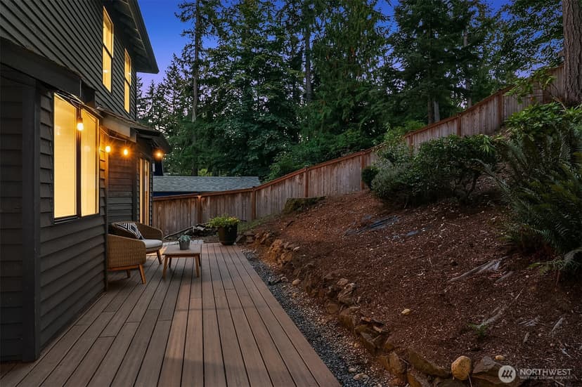 Property photo for 14329 166 Place SE, Renton photo 39