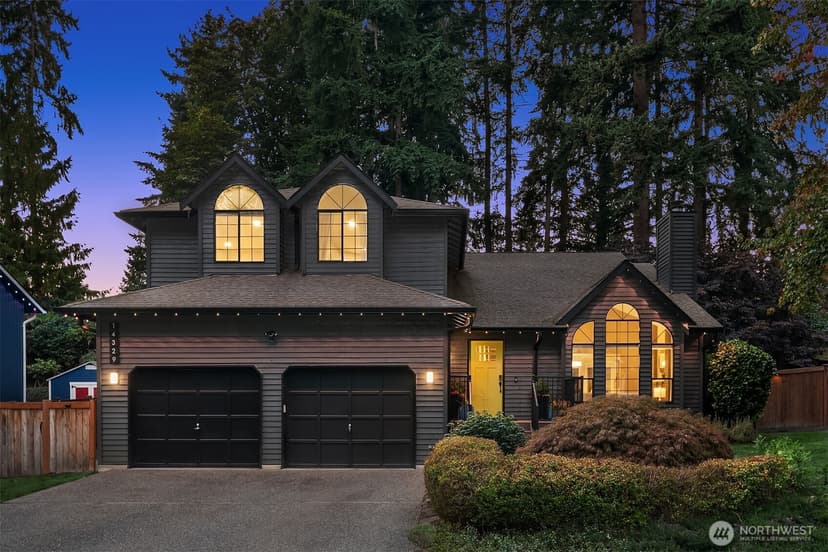 Property photo for 14329 166 Place SE, Renton photo 2