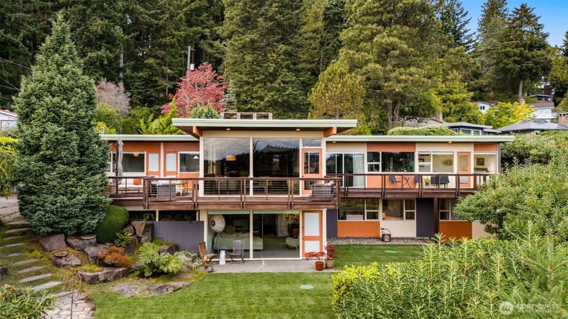 Property photo for 17059 16th Avenue SW, Normandy Park