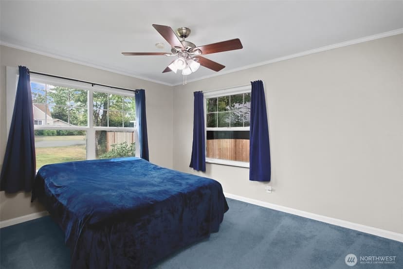 Property photo for 9006 Lawndale Avenue SW, Lakewood photo 11