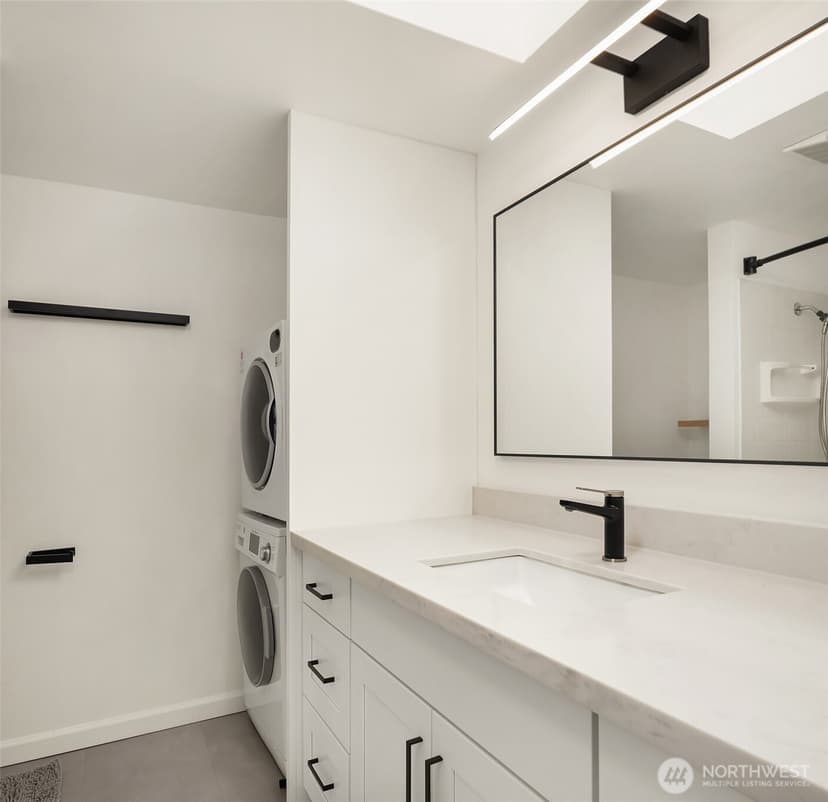 Property photo for 6582 137th Avenue NE #414, Redmond photo 20
