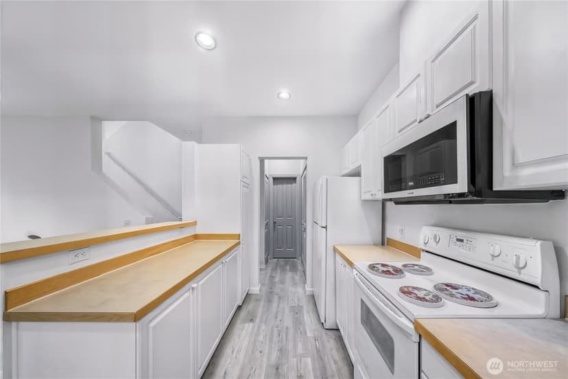 Property photo for 14007 69th Drive SE #P4, Snohomish photo 10