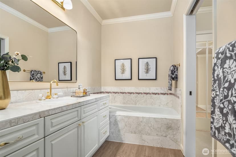 Property photo for 108 2nd Avenue S #403, Kirkland photo 14