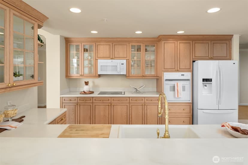 Property photo for 108 2nd Avenue S #403, Kirkland photo 8