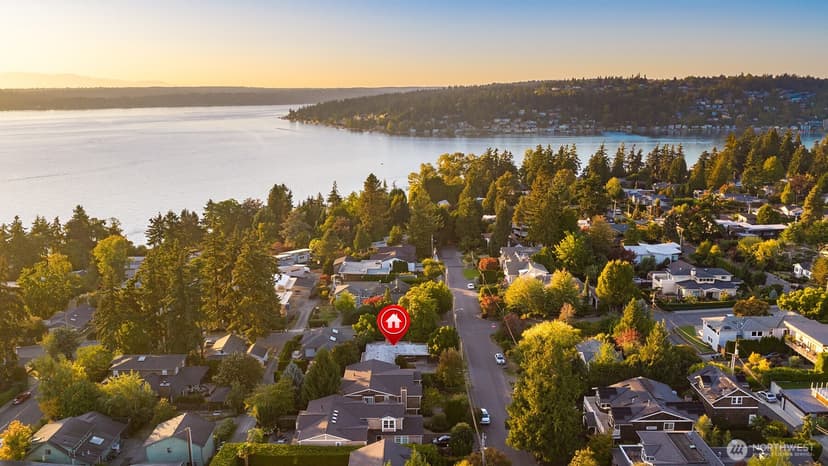Property photo for 1250 6th Street W, Kirkland photo 8