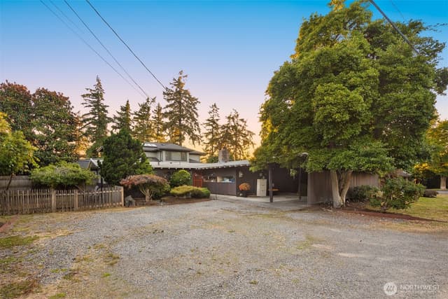 Property photo for 1250 6th Street W, Kirkland photo 3