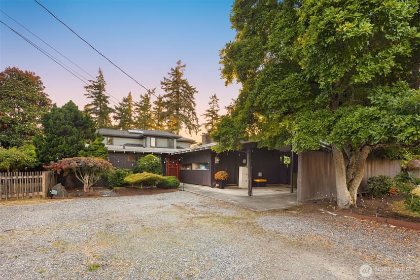 Property photo for 1250 6th Street W, Kirkland photo 9