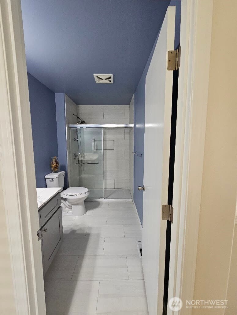 Property photo for 201 Glennwood Place SE, Renton photo 18