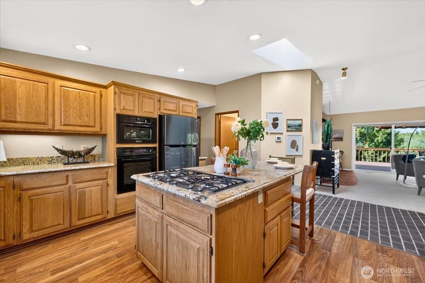 Property photo for 6370 SE Mullenix Road, Port Orchard photo 14