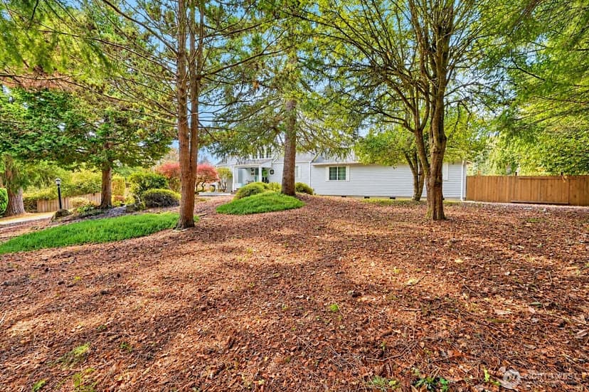 Property photo for 2272 Long Lake Road SE, Port Orchard photo 22