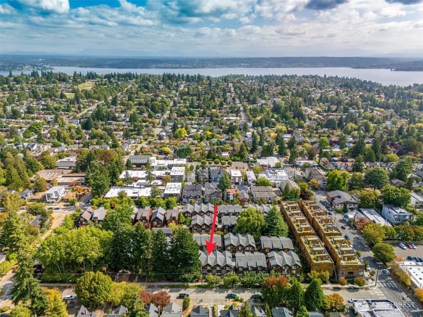 Property photo for 6542 32nd Avenue NE #B, Seattle photo 15