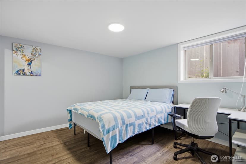 Property photo for 18534 55th Avenue NE, Kenmore photo 27