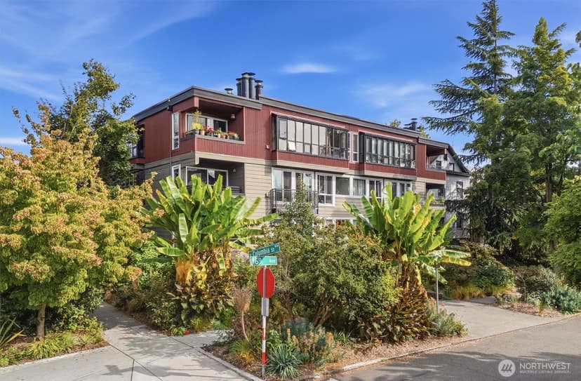 Property photo for 1601 E Columbia Street #104, Seattle