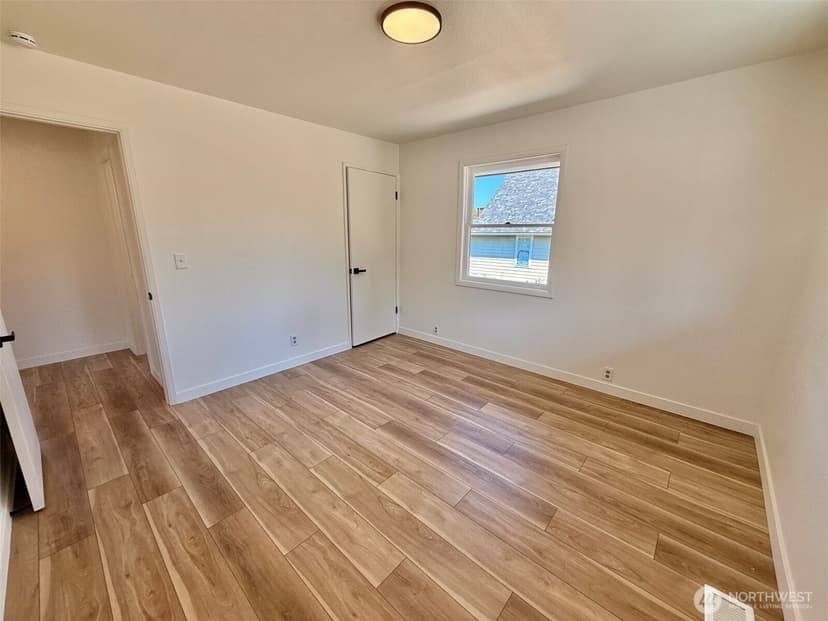 Property photo for 5611 N 48th Street, Tacoma photo 17