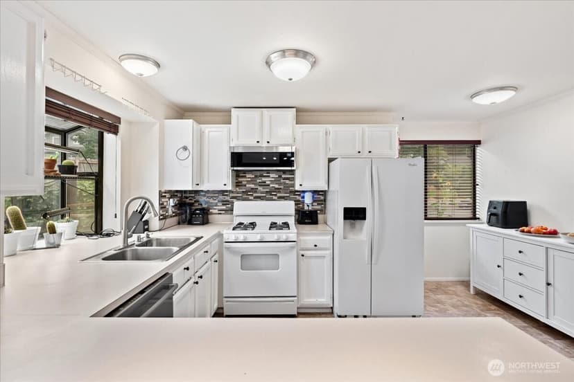 Property photo for 20507 123rd Street Ct E, Bonney Lake photo 6