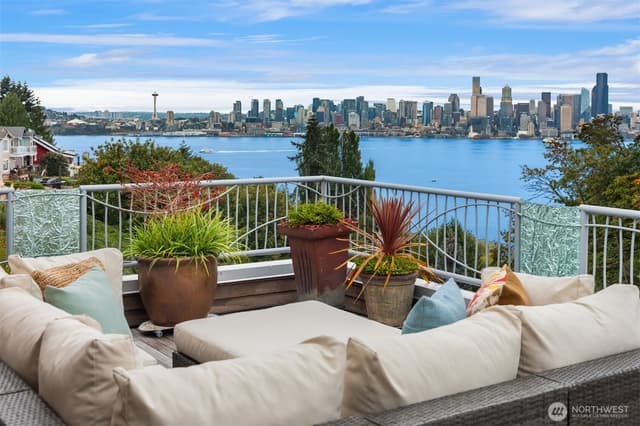 Property photo for 1718 Palm Avenue SW, Seattle