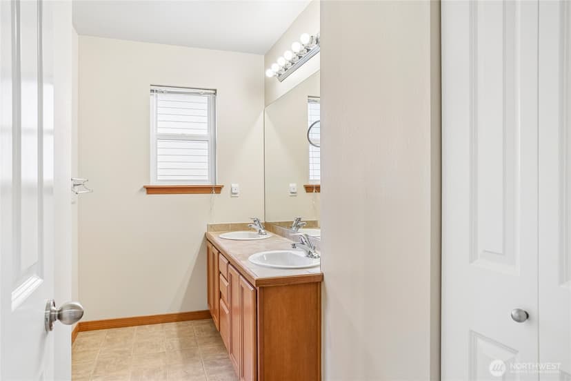 Property photo for 2533 143rd Lane SW, Lynnwood photo 18