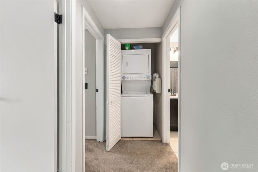 Property photo for 4810 S 187th Place #B-205, Seattle photo 16