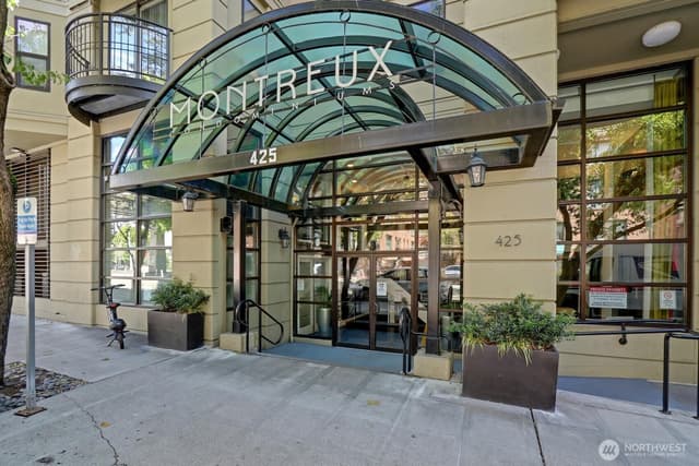 Property photo for 425 Vine Street #405, Seattle photo 3