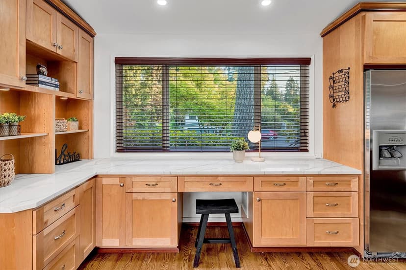 Property photo for 16728 SE 12th St, Bellevue photo 11