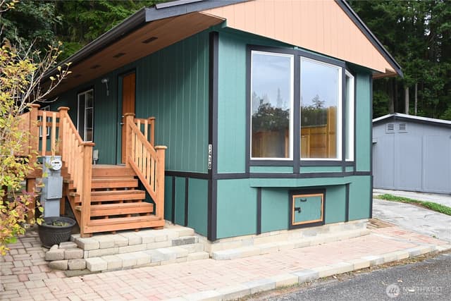 Property photo for 1438 NE Steele Creek Drive #102, Bremerton