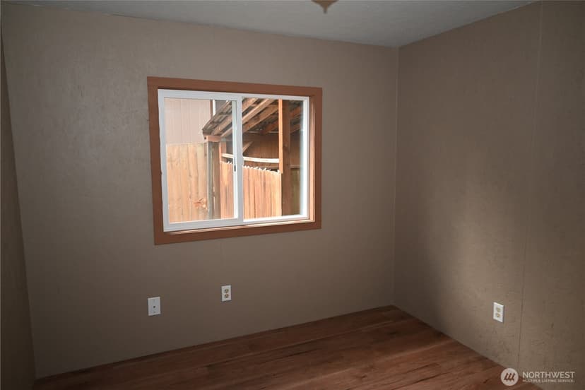 Property photo for 1438 NE Steele Creek Drive #102, Bremerton photo 18