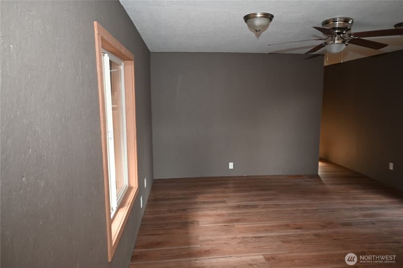 Property photo for 1438 NE Steele Creek Drive #102, Bremerton photo 14