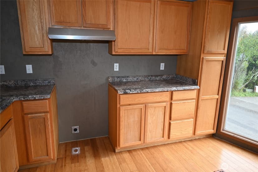 Property photo for 1438 NE Steele Creek Drive #102, Bremerton photo 10