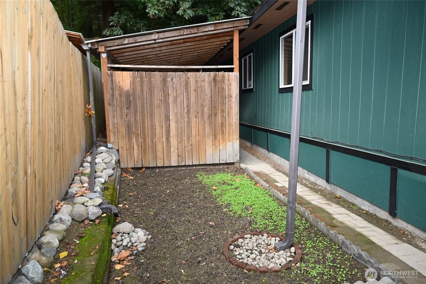 Property photo for 1438 NE Steele Creek Drive #102, Bremerton photo 4