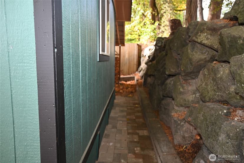 Property photo for 1438 NE Steele Creek Drive #102, Bremerton photo 28