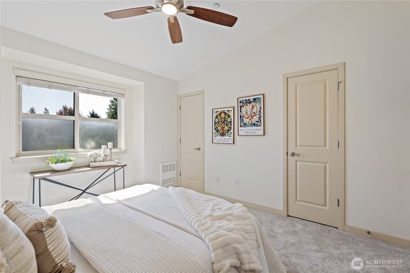 Property photo for 4824 Pointes Drive, Mukilteo photo 26