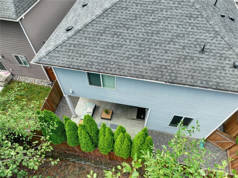 Property photo for 18021 33 Drive SE, Bothell photo 32