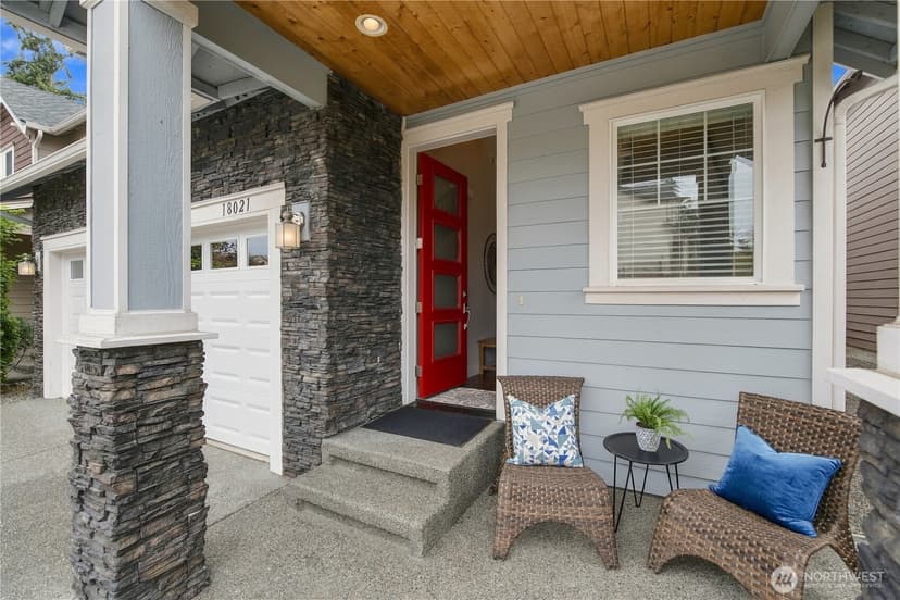 Property photo for 18021 33 Drive SE, Bothell photo 4