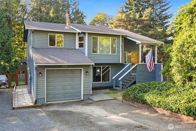 Property photo for 9228 49th Avenue W, Mukilteo