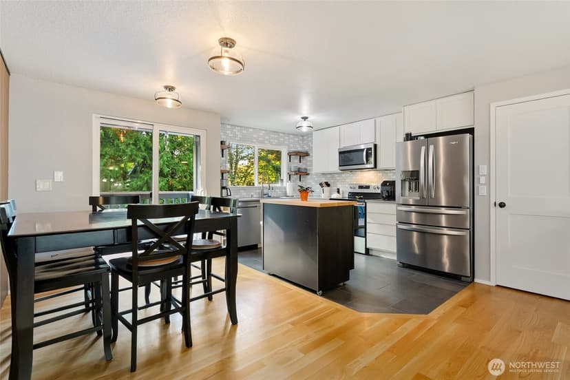 Property photo for 9228 49th Avenue W, Mukilteo photo 6