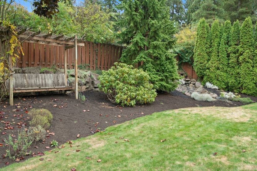 Property photo for 14715 65th Avenue SW, Edmonds photo 32