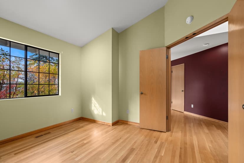 Property photo for 14715 65th Avenue SW, Edmonds photo 20