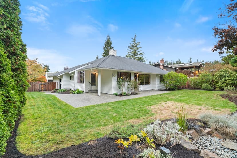 Property photo for 14715 65th Avenue SW, Edmonds photo 29