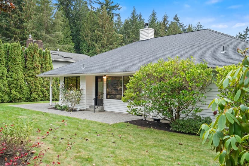 Property photo for 14715 65th Avenue SW, Edmonds photo 28