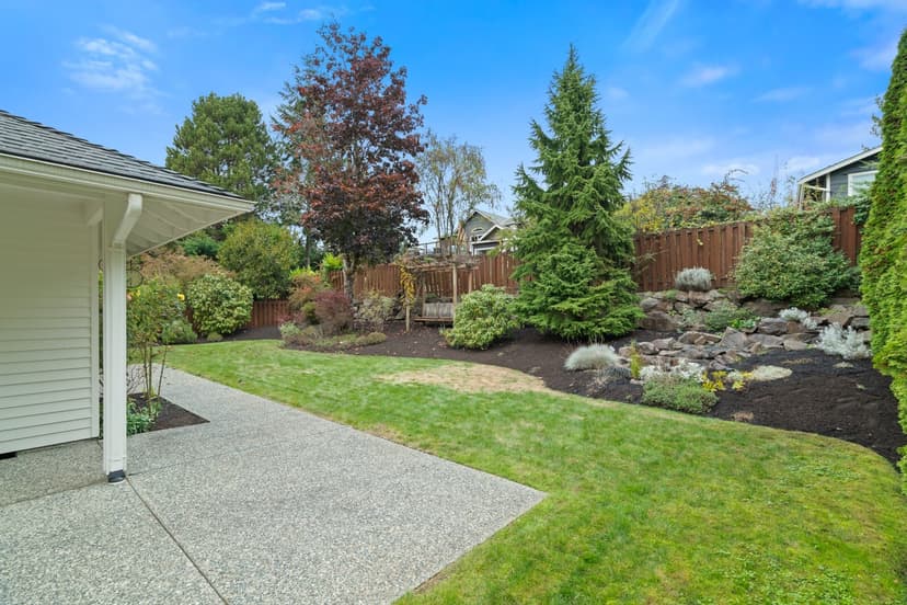 Property photo for 14715 65th Avenue SW, Edmonds photo 30