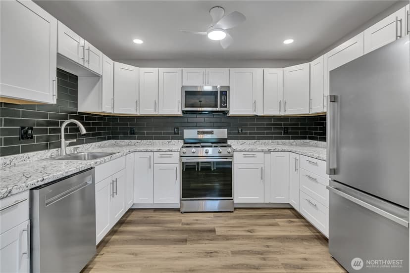 Property photo for 14322 Admiralty Way #31, Lynnwood photo 10