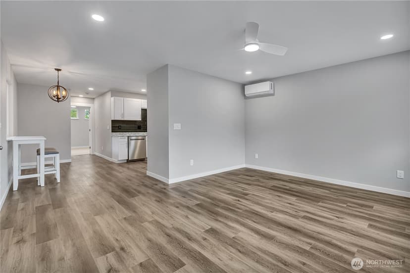 Property photo for 14322 Admiralty Way #31, Lynnwood photo 5